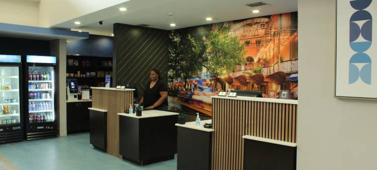 谢茨拉昆塔温德姆套房酒店(La Quinta Inn & Suites by Wyndham Schertz)图片