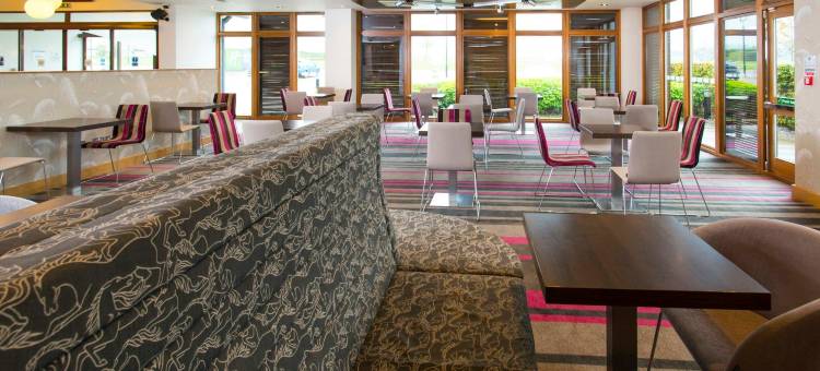 Holiday Inn Express 伦敦 - 森马(Holiday Inn Express LONDON - EPSOM DOWNS by IHG)图片