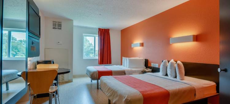 二十九棕榈村6号汽车旅馆(Motel 6 Twentynine Palms, CA)图片