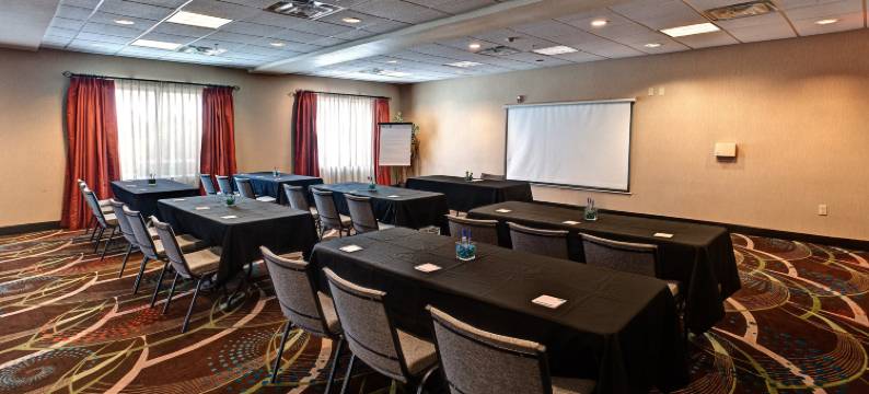 智选假日套房酒店威奇托机场西北 by IHG(Holiday Inn Express & Suites WICHITA NORTHWEST MAIZE K-96 by IHG)图片