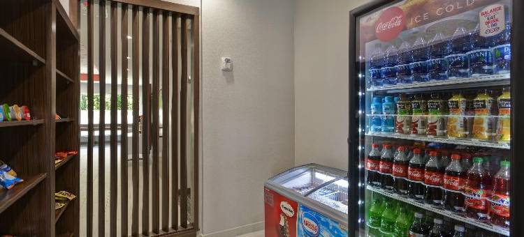 西布鲁克休斯敦NASA智选假日套房酒店(Holiday Inn Express & Suites HOUSTON NASA - BOARDWALK AREA by IHG)图片
