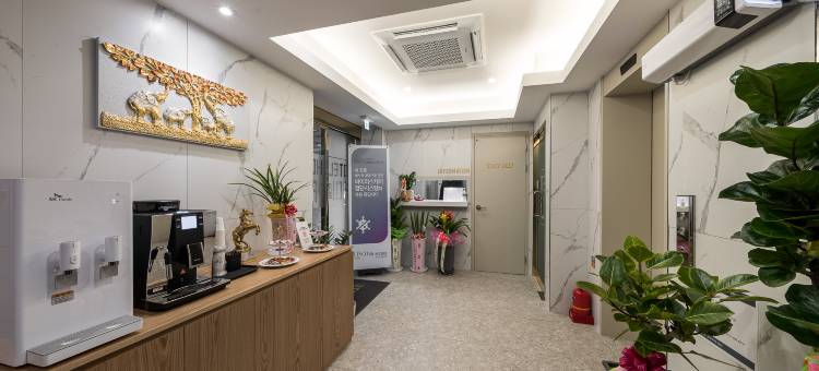 Busan Yeonsan Togok Hotel Roi图片