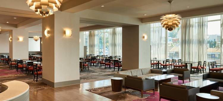 洛伊斯好莱坞酒店(Loews Hollywood Hotel)图片