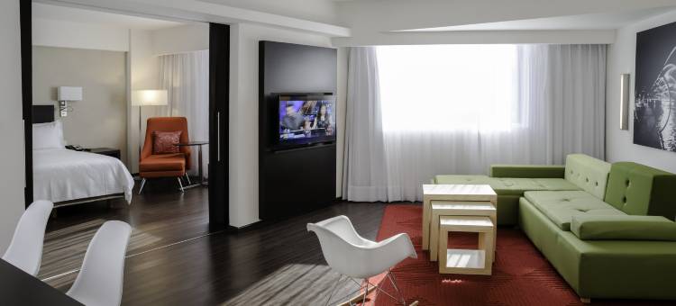 蒙特雷山谷嘉年华酒店(Fiesta Inn Monterrey Valle)图片