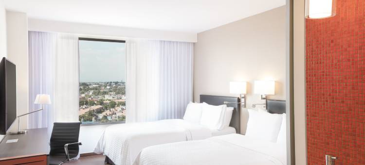 普埃布拉伊克斯普兰达嘉年华快捷酒店(Fiesta Inn Express Puebla Explanada)图片