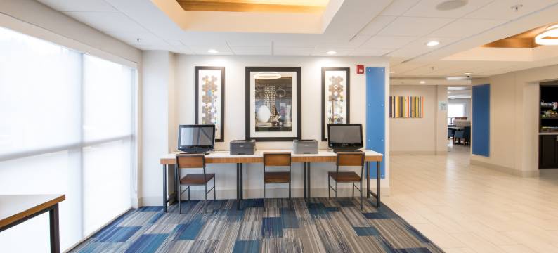 Holiday Inn Express 亚特兰大的石头山(Holiday Inn Express ATLANTA-STONE MOUNTAIN by IHG)图片