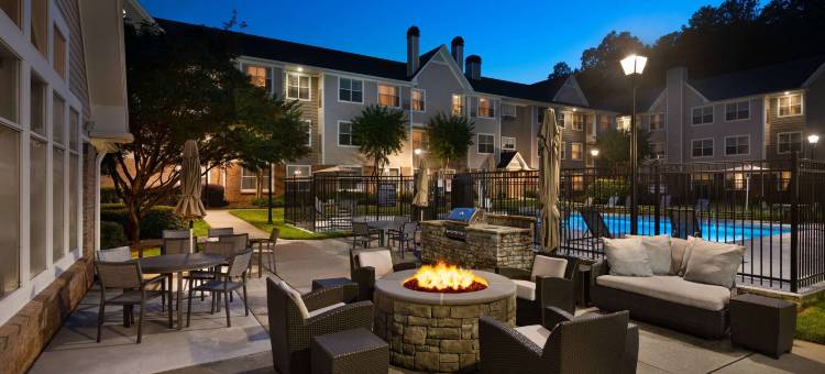 索内斯塔ES套房-亚特兰大阿尔普哈雷塔北点购物中心(Sonesta ES Suites Atlanta Alpharetta North Point Mall)图片