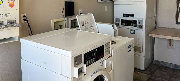 密西西比哈蒂斯堡 6 号汽车旅馆(Motel 6 Hattiesburg, MS)图片