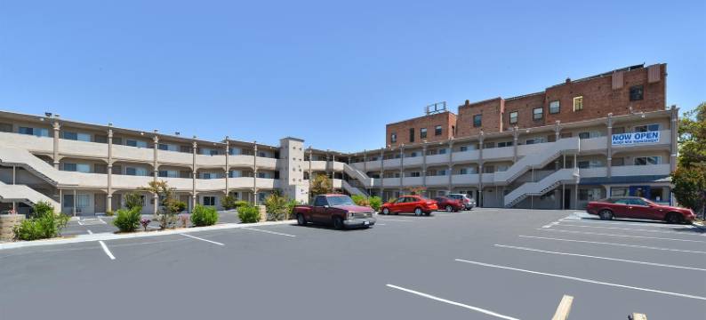 奥克兰梅里特湖美洲最佳价值酒店(Americas Best Value Inn Oakland)图片