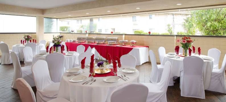 野生动物园海岸酒店(Safari Inn Burbank-Universal, a Coast Hotel)图片