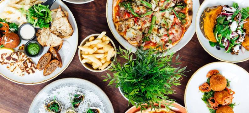 卧龙岗科尼斯顿酒店(Coniston Hotel Wollongong)图片