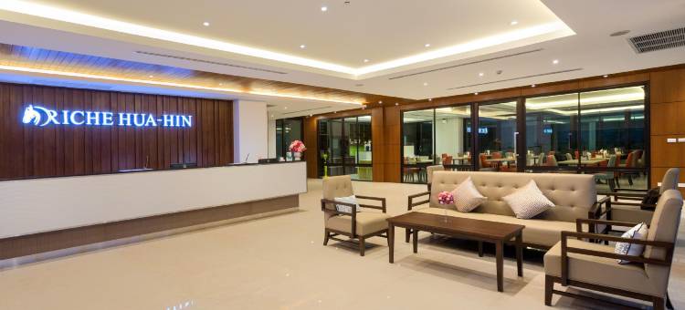 华欣瑞奇酒店(Riche Hua Hin Hotel)图片