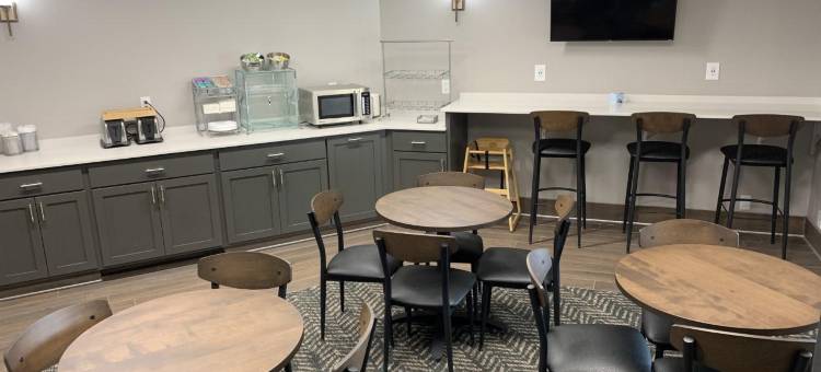 沃迪纳温德姆美吟温德姆酒店(AmericInn by Wyndham Wadena)图片