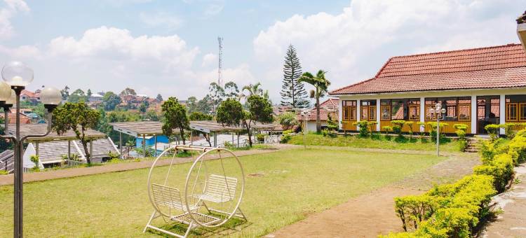 红多兹酒店@潘贾伦甘达曼纳卡酒店(RedDoorz @ Hotel Damanaka Pangalengan)图片