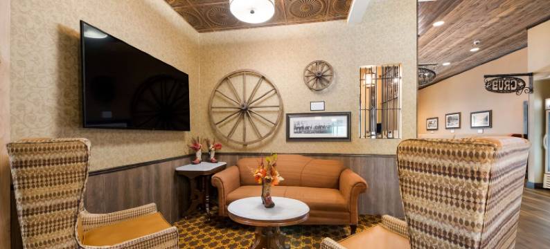 贝斯特韦斯特班德拉套房及轿车(Best Western Bandera Suites  Saloon)图片