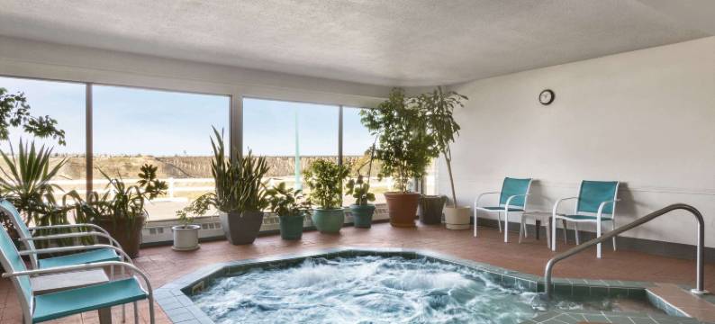 莱斯布里奇温德姆戴斯酒店(Days Inn by Wyndham Lethbridge)图片