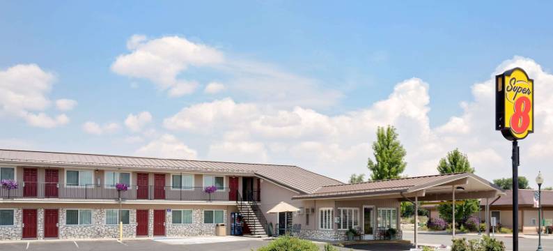 阿尔图拉斯速8酒店(Super 8 by Wyndham Alturas)图片