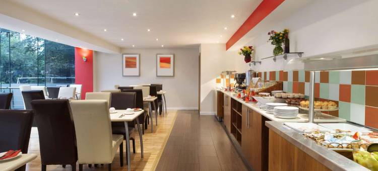 豪恩斯希思罗东温德姆华美达酒店(Ramada by Wyndham Hounslow - Heathrow East)图片