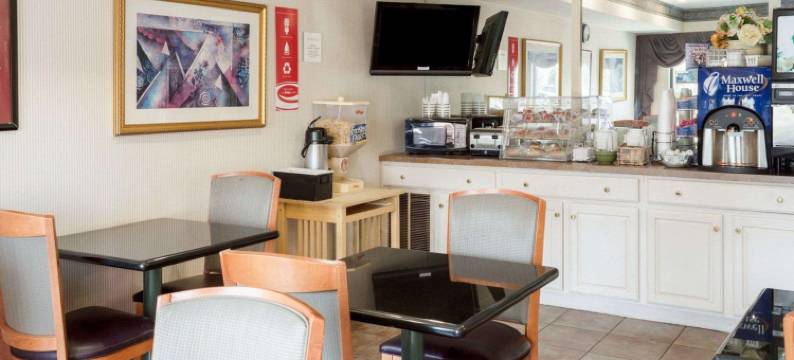 霍普韦尔福特李I-295附近的伊克诺旅馆(Econo Lodge Hopewell Near Fort Lee I-295)图片