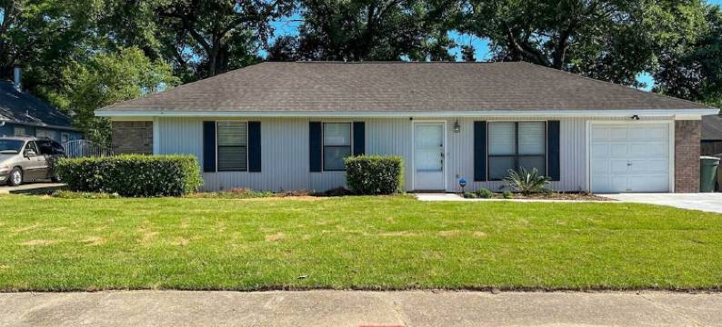 沿海家庭住宅，距离彭萨科拉海滩16英里!(Coastal Family Home, 16 Mi to Pensacola Beach!)图片