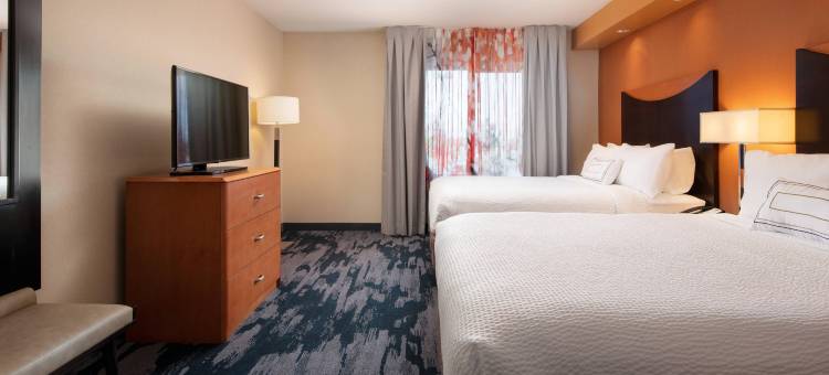 雷丁万枫酒店及套房(Fairfield Inn & Suites Redding)图片