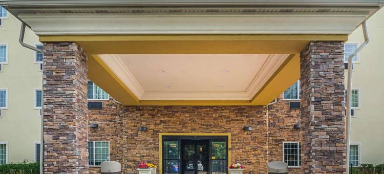 葛雷斯雷克舒适套房酒店-近利伯蒂维尔北(Comfort Suites Grayslake Near Libertyville North)图片