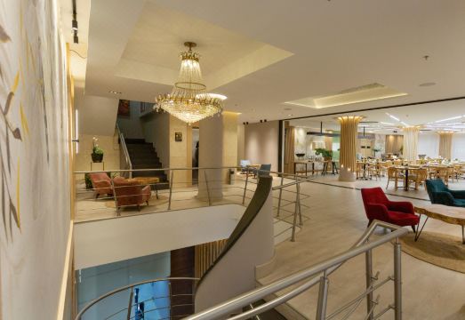 Hotel SoratamaHotel Overview