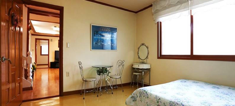 遥州白宫旅馆(Yeoju White House Pension)图片