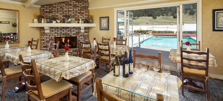 月光石海滩费尔赛旅馆(Fireside Inn on Moonstone Beach)图片