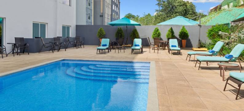 阿拉胡埃拉圣何塞机场万怡酒店(Courtyard San Jose Airport Alajuela)图片