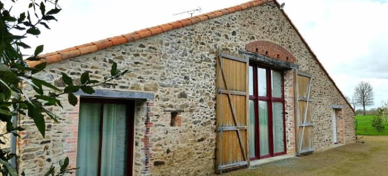 L'Albatros à 15 Min du Puy du Fou图片