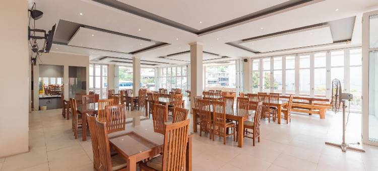 乌尔班维尤博托尔度假村-芝萨鲁亚蓬查克茂物(Urbanview Resort Botol Cisarua Puncak Bogor)图片