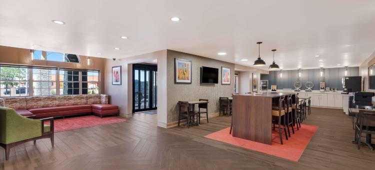 贝斯特韦斯特贝尔蒙特影山酒店(Best Western Bellemont Shadow Mountain Inn)图片