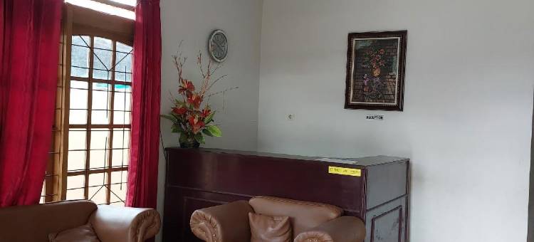 Hotel O 靠近SD GMIM Wiau Lapi的努山塔拉膳宿公寓(Hotel O Wisma Nusantara Near SD Gmim Wiau Lapi)图片