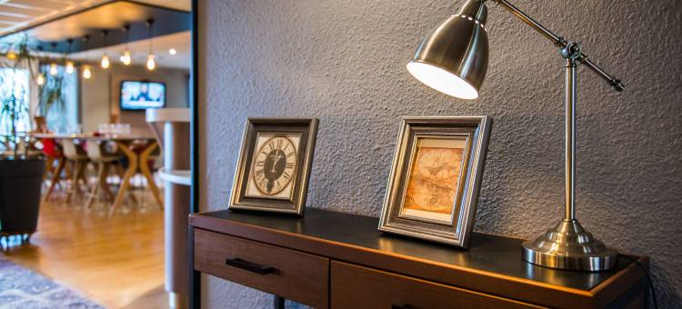 勒莱克胡昂布雷斯特布里特酒店(Brit Hotel Brest le Relecq Kerhuon)图片