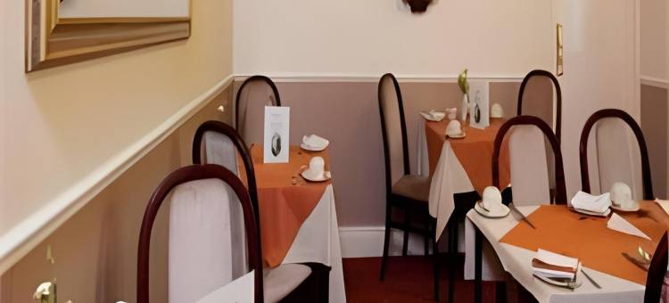 Fountains Guest House(喷泉客栈)(Fountains Guest House - Harrogate Stays)图片