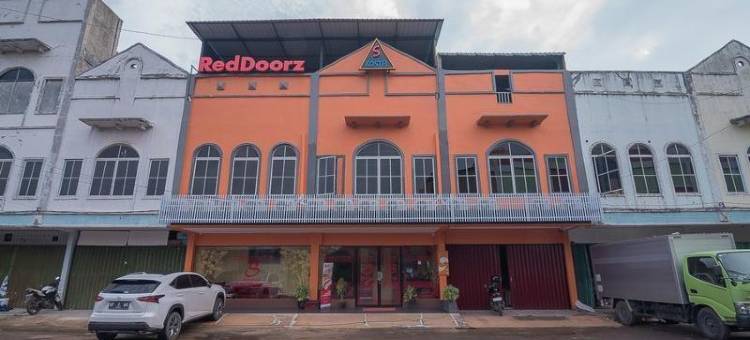 红多兹酒店-巴图艾吉巴塔木(RedDoorz @ Batu Aji Batam)图片