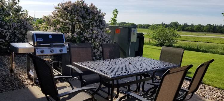 圣詹姆斯速8酒店(Super 8 by Wyndham St. James)图片