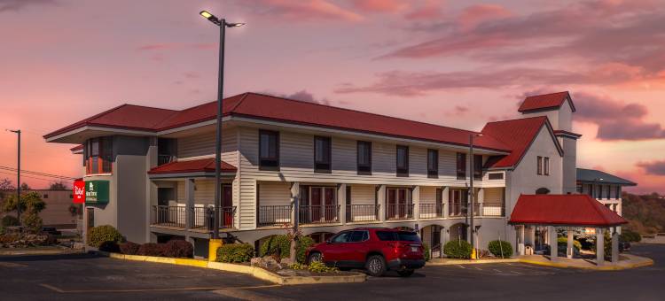 红屋顶家乡工作室兰开斯特(HomeTowne Studios Lancaster)图片