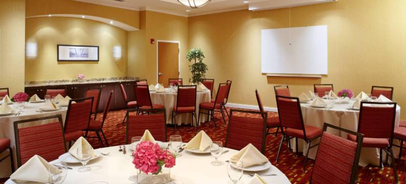 匹兹堡西霍姆斯特德/水岸万怡酒店(Courtyard by Marriott Pittsburgh West Homestead/Waterfront)图片
