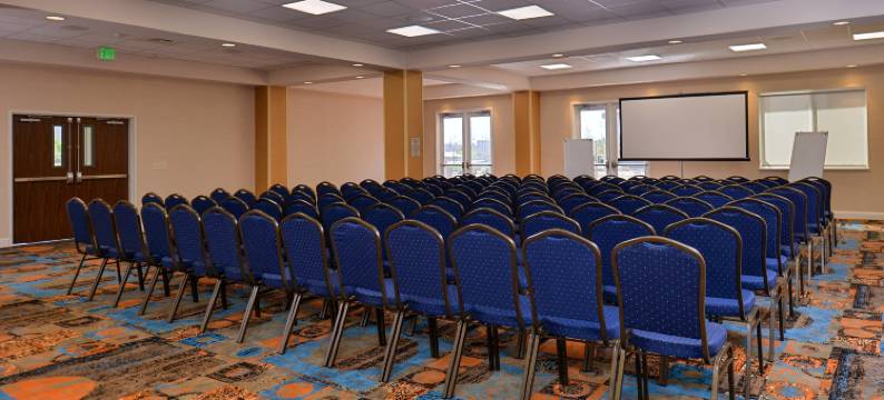 伍德兰德萨克拉门托机场万枫酒店及套房(Fairfield Inn & Suites Sacramento Airport Woodland)图片