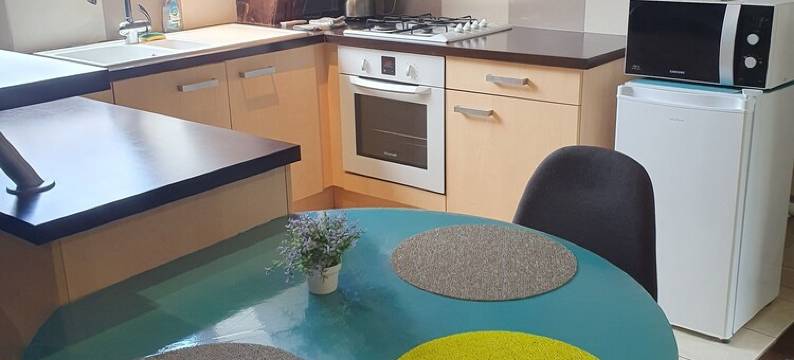 Appartement Atypique Près de la Gare, de Walibi. Animaux de Compagnie Acceptés!图片