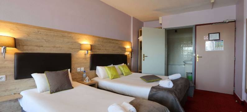 蓝色之夜布里特酒店(Brit Hotel Bleu Nuit)图片