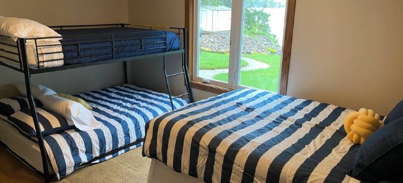 Beautiful Lake Manuella home, perfect for families!  Relax, fish, swim, boat.图片