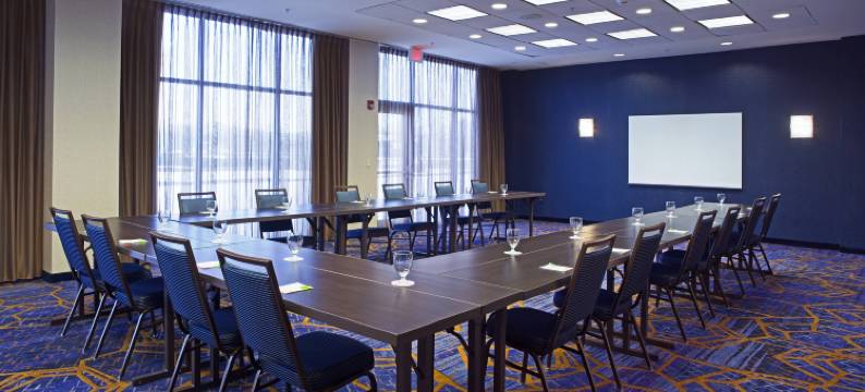 阿伯丁里普肯体育场万怡酒店(Courtyard Aberdeen at Ripken Stadium)图片