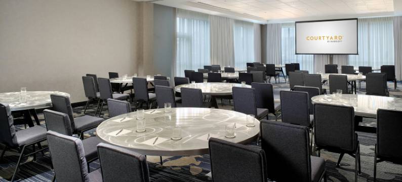 亚特兰大卡温顿万怡酒店(Courtyard Atlanta Covington)图片