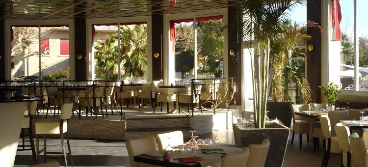 阿多尼斯萨那丽洗浴大酒店(Adonis Sanary Grand Hôtel des Bains)图片