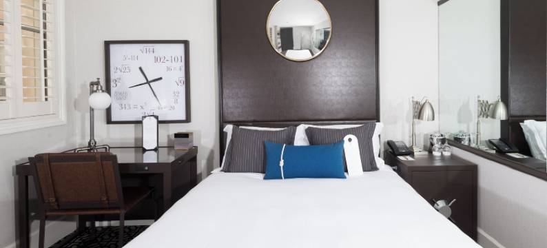 港苑酒店(Harbor Court Hotel)图片