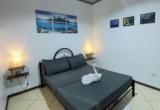 Ohlala Hostel Hotel Overview