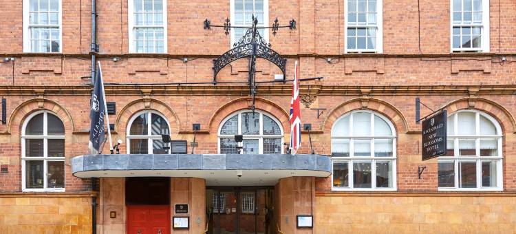 麦当劳新布鲁索姆斯酒店(Macdonald New Blossoms Hotel)图片